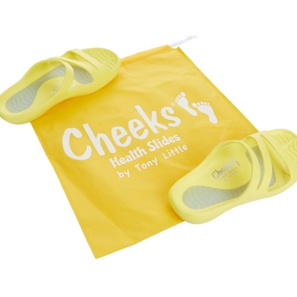 Women's size 10 Yellow CHEEKS slides NWT - Picture 2 of 4